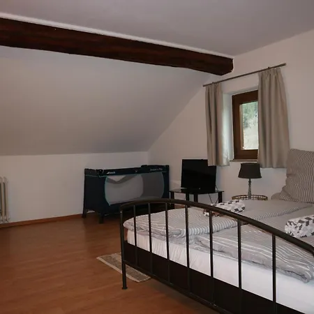 アパート Generations Views アッテンドルン